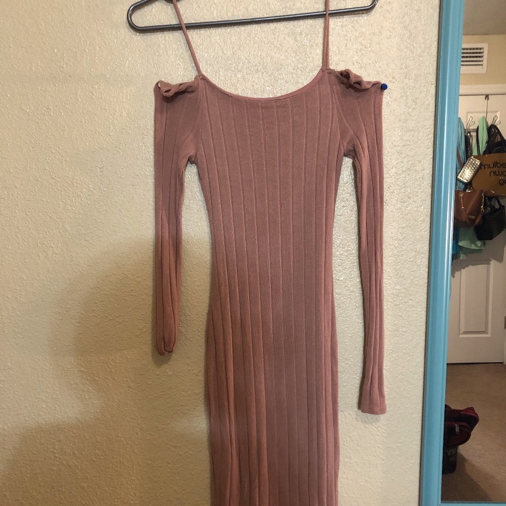 Fashion Nova Bodycon off the shoulder dress